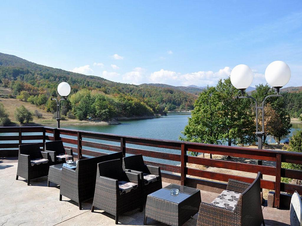 Hotel Jezero Бор Екстер'єр фото